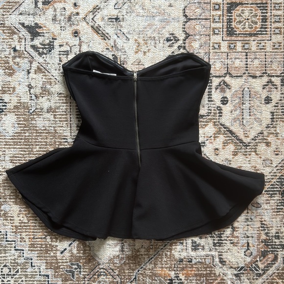 Strapless Black Empire Top - Picture 2 of 2